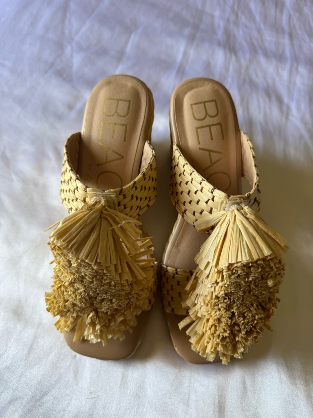 beach by matisse BEACON Women's Yellow Woven Tassel Slide Mules